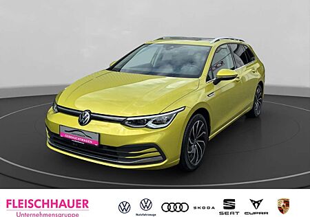 VW Golf Volkswagen 1,5eTSI VIII Style Navi,Matrix,AHK,CarPlay
