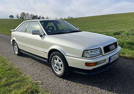Audi Coupe Coupé 2,6 Typ 89, Automatik