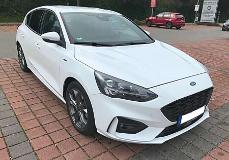 Ford Focus 1.0 EcoBoost Start-Stopp-System ST-LINE