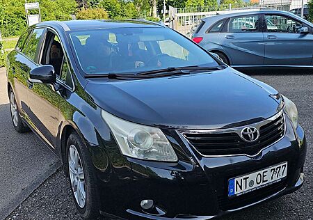 Toyota Avensis Combi 2.2 D-4D Executive