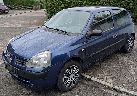 Renault Clio 3-Türer 1.2 16V Confort Authentique