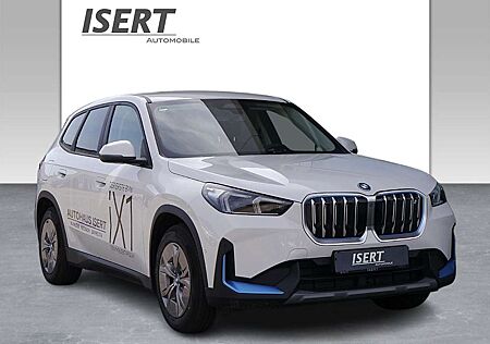 BMW iX1 xDrive30 +NAVI+LED+RFK+LENKRADHEIZUNG+SHZ