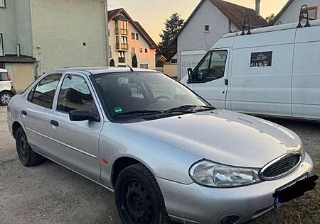 Ford Mondeo 1.8