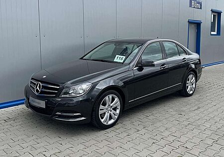 Mercedes-Benz C 180 AVANTGARDE 7G NAVI TEMPOMAT TOTWINKEL PDC