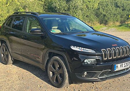 Jeep Cherokee Limited 4WD AHK 2500Kg.Panorama.Kamer.