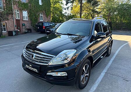 SsangYong Rexton W Sapphire 4WD/Leder/Navi/AHK/7 Sitzer
