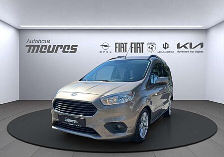 Ford Tourneo Courier Titanium Apple CarPlay Klimaautom Rückfahrkam. All