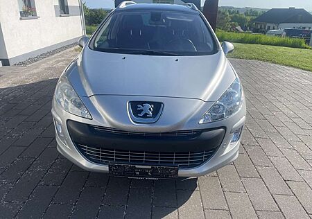 Peugeot 308 SW HDi FAP 140 Family