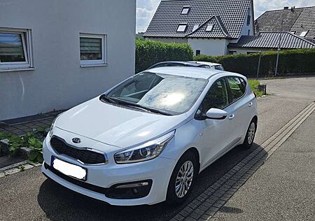 Kia Cee'd Ceed / 1.4 CVVT ISG Vision