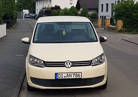 VW Touran Volkswagen 2.0 TDI DPF BlueMotio DSG