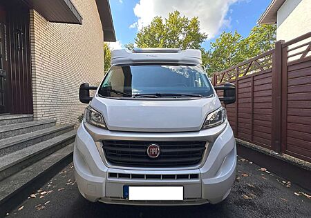 Caravans-Wohnm Carado T348 Luxus Dachkl.Luftf.Anhänger.Plisses 6 Schl