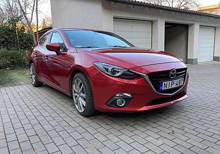 Mazda 3 SKYACTIV-D 150 Automatik Sports-Line