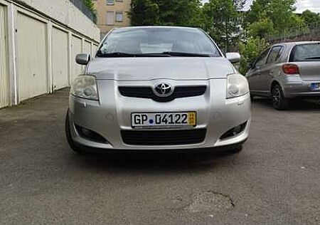 Toyota Auris 2.0 D-4D Executive