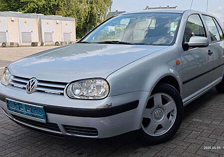 VW Golf Volkswagen IV 1.6 AUTOMATIK Tüv Neu