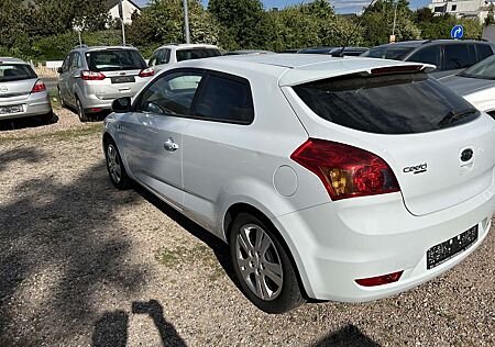 Kia Cee'd Ceed / LX