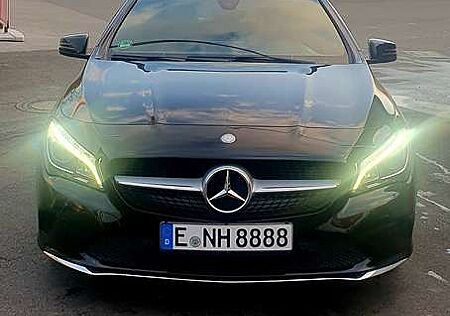 Mercedes-Benz CLA 180 7G-DCT SCORE!
