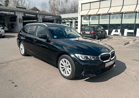 BMW 318 i Touring Advantage LED*Navi*Panorama*
