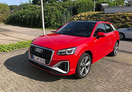 Audi Q2 +35+TFSI+S+tronic+S+line