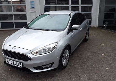 Ford Focus Lim. Business*Navi*SHZ*AHK*