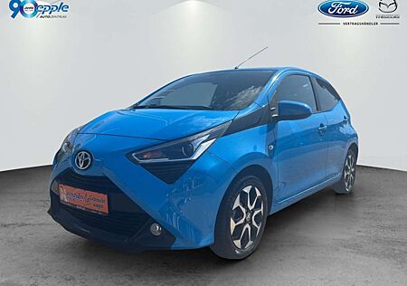 Toyota Aygo (X) x-play connect