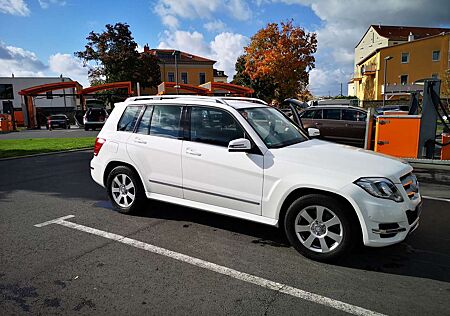 Mercedes-Benz GLK 200 CDI (BlueEFFICIENCY)