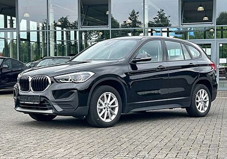 BMW X1 xDrive20d Aut. Advantage / AHK / Leder