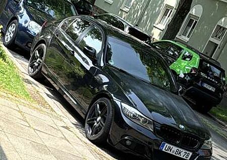 BMW 320 e90