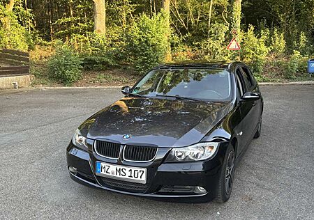 BMW 320i 320