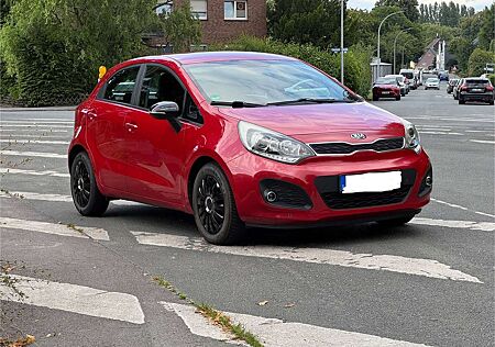 Kia Rio Spirit 109PS NAVI KEYLESS KLIMA *TOP AUSSTATTUNG*