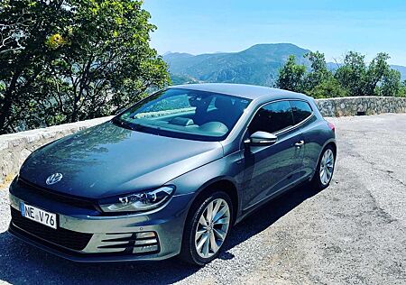 VW Scirocco Volkswagen 2.0 TDI Blue Motion Technologie DSG Allstar