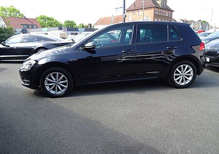 VW Golf Volkswagen VII Lim. Comfortline BMT Lounge Navigation