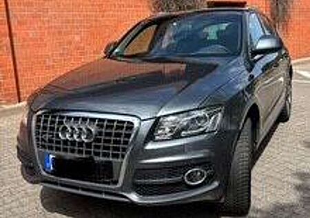 Audi Q5 2.0 TDI quattro Stronic