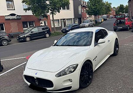 Maserati GranTurismo S F1 Schalter
