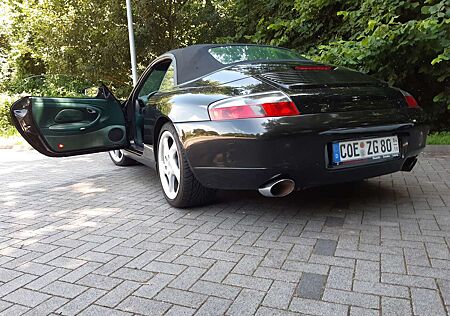 Porsche 996 911 Carrera Cabrio
