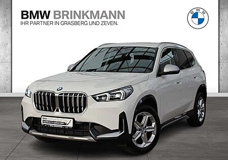 BMW X1 sDrive18i aut. / XLINE + AHK + NAVI + HUD + LMR