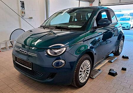 Fiat 500E 3+1 42 kWh 320 Km Reichweite Navi - Klima