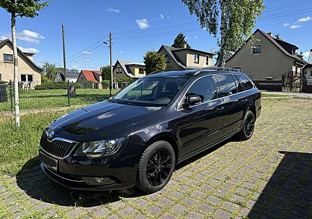 Skoda Superb II Combi Diesel Combi 2.0 TDI Exclusive