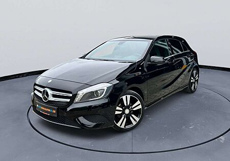 Mercedes-Benz A 180 gebraucht kaufen Mercedes-Benz A 180 d Urban XENON PDC SHZ NAVI BT 18" 1.HD