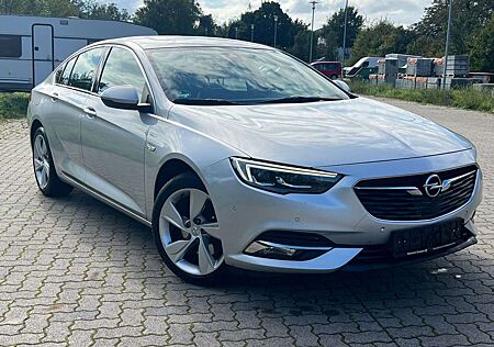 Opel Insignia TURBO D Business Innovation 4x4 HUD NAVI LEDER