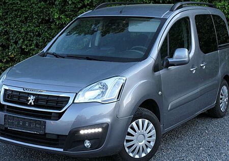 Peugeot Partner Tepee*Navi*Kamera*Klima*2xSchiebetür*5-Sitze