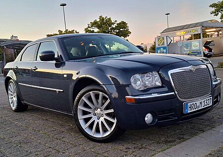 Chrysler 300C SRT
