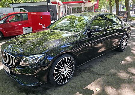 Mercedes-Benz E 350 d 9G-TRONIC