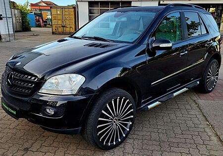 Mercedes-Benz ML 320 CDI 4MATIC * 22 Zoll * Alcantara Leder *