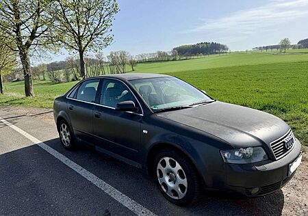 Audi A4 2.0 Limousine