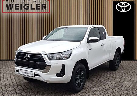 Toyota Hilux 2.8 Extra Cab Comfort 4x4 Navi PDC