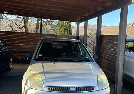 Ford Fiesta 1.4 Ghia