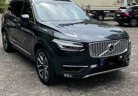 Volvo XC 90 XC90 D5 AWD Geartronic Inscription 7Sitzer