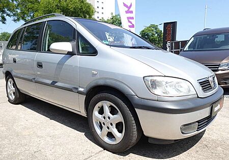Opel Zafira 1.8 16V Elegance