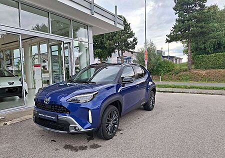 Toyota Yaris Cross Hybrid Adventure Navi SHZ Kamera