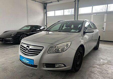 Opel Insignia A Sports Tourer 2.0 CDTI *NAVI *AHK *Tempo AHK